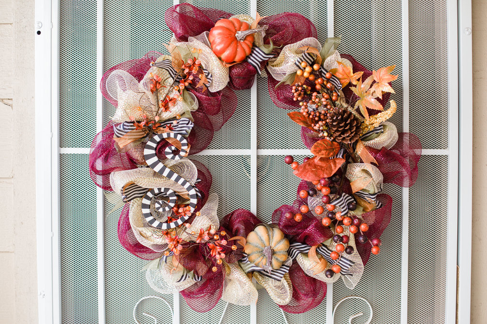 How To Make A Mesh Ribbon Wreath - Sarah Schweyer Photography Blog